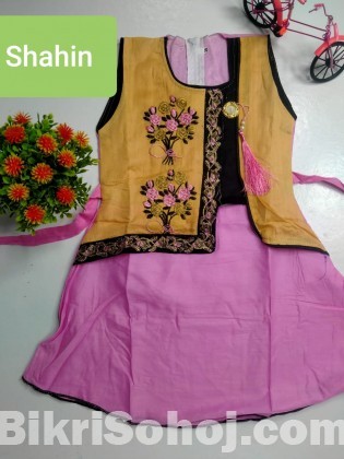 Fashionable cotton frock